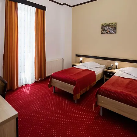 Hotel Central Calimanesti Exterior photo