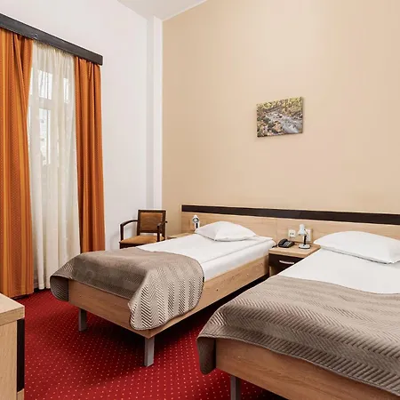 Hotel Central Calimanesti Exterior photo